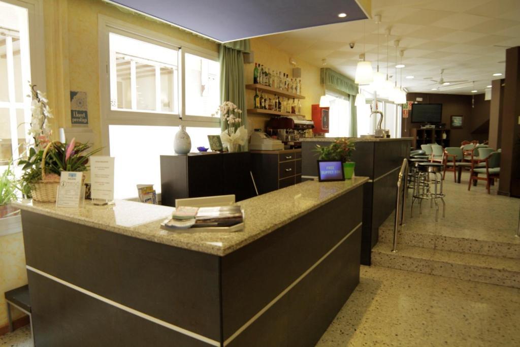 Hotel Proa Astor Lloret de Mar Exterior photo